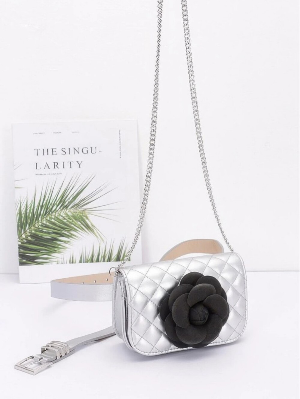 Quilted Metallic Flower Belt Bag -Chain Crossbody (Silver/Black 🩶🖤)
